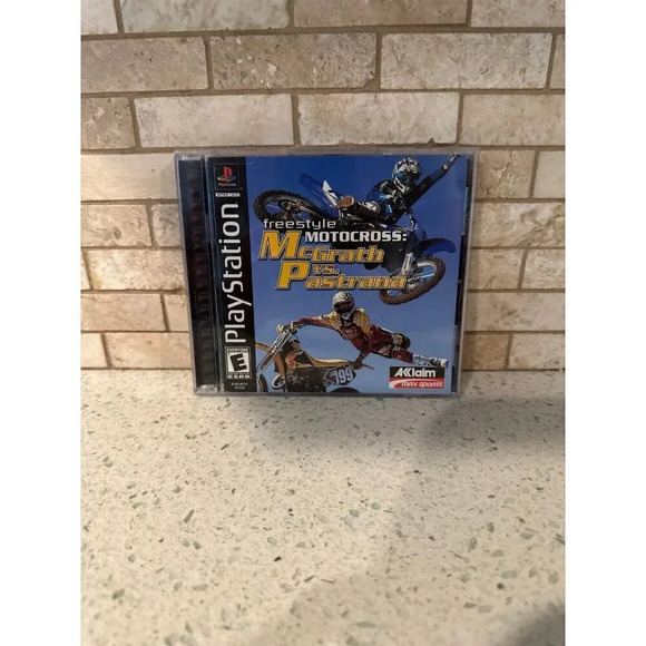 Freestyle Motorcross McGrath vs Pastrana For Playstation 1 - Picture 1 of 3